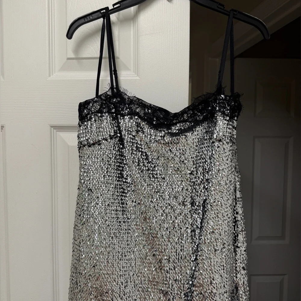 NWT Gianni Bini x Lilly Sisto Allegra Sequin Lace Trim Midi Slip Dress 8 - Picture 4 of 11